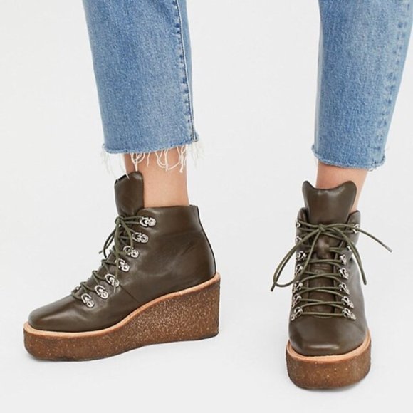 jeffrey campbell viajar wedge hiker booties